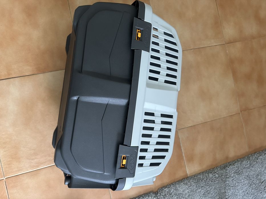 Caixa de transporte de gato