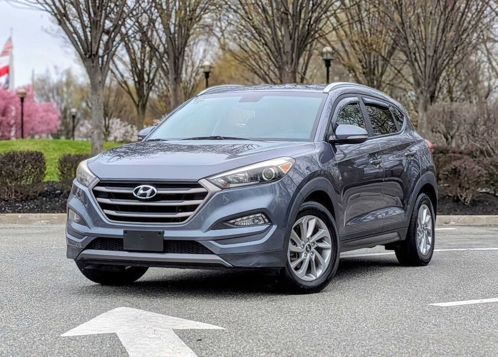 Hyundai Tucson      2016