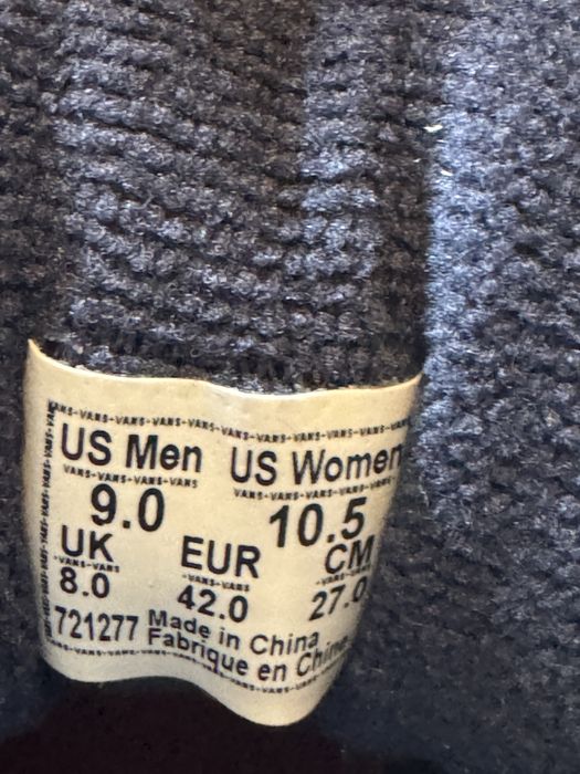 Кроссовки VANS новые - 41 размер есть в наличии