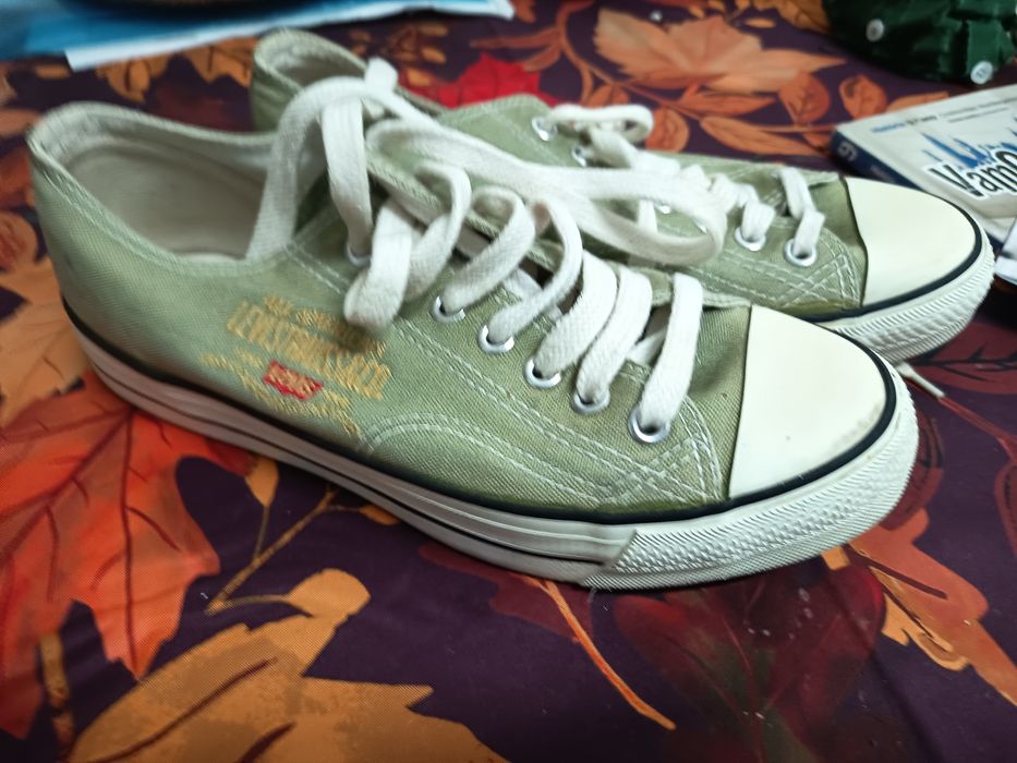 Sapatilhas Levi's 40