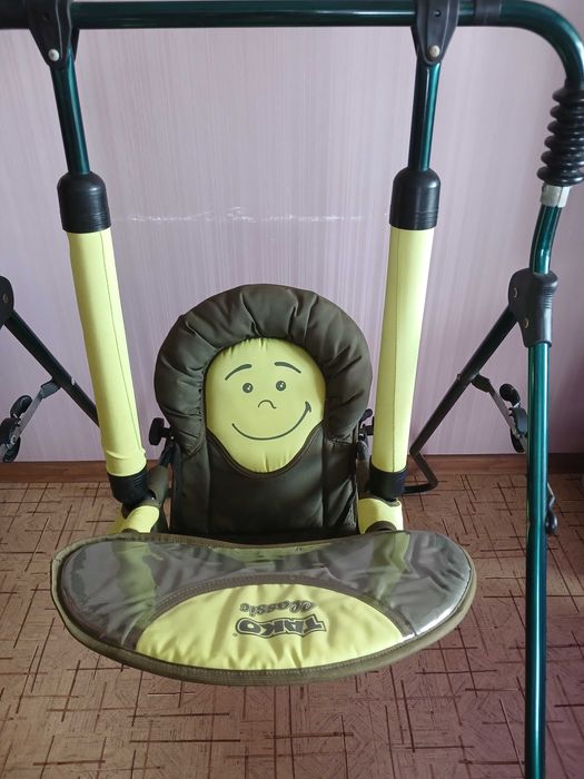 Дитяча качеля (напольна)