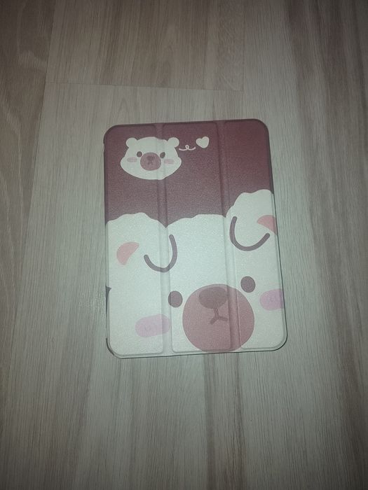 Продам чехол на ipad 6 mini