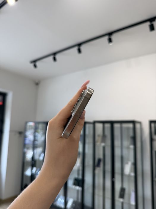 Telefon iPhone 16 PRO 128GB Szary Apple Gwarancja iTrade
