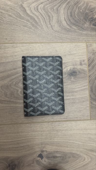 carteira passaporte Goyard