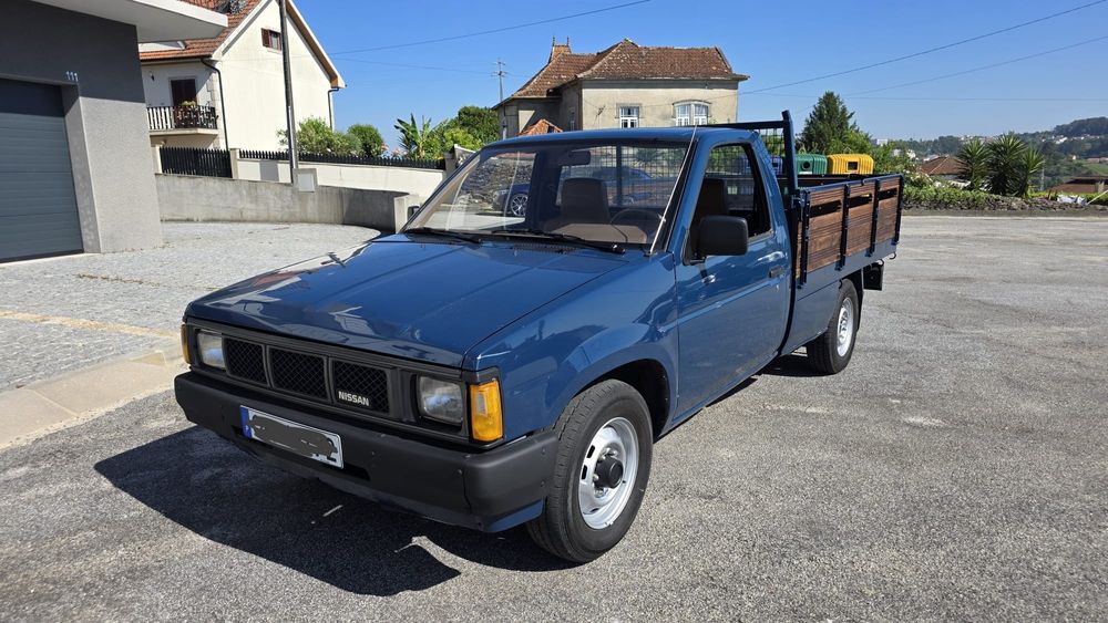Nissan D21  2.5 CC