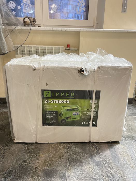 Бензиновий генератор Zipper ZI-STE8000     8кВт