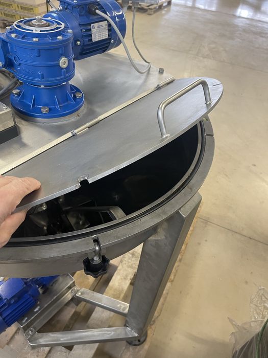 Оборудование по производству сырковых масс. Сыра.