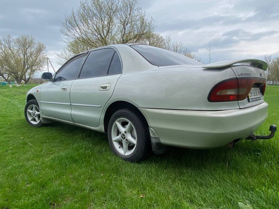Mitsubishi GALANT