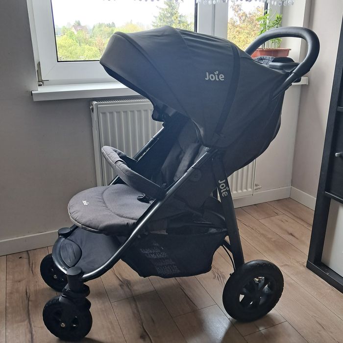 Wózek spacerowy Joie