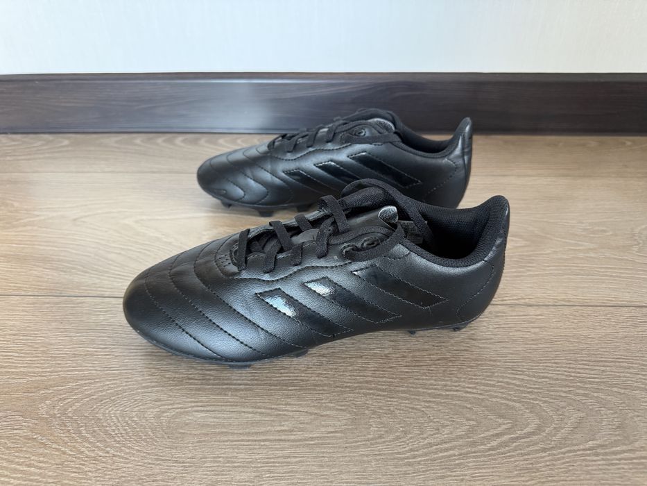 Бутси adidas 38.5 розмір
