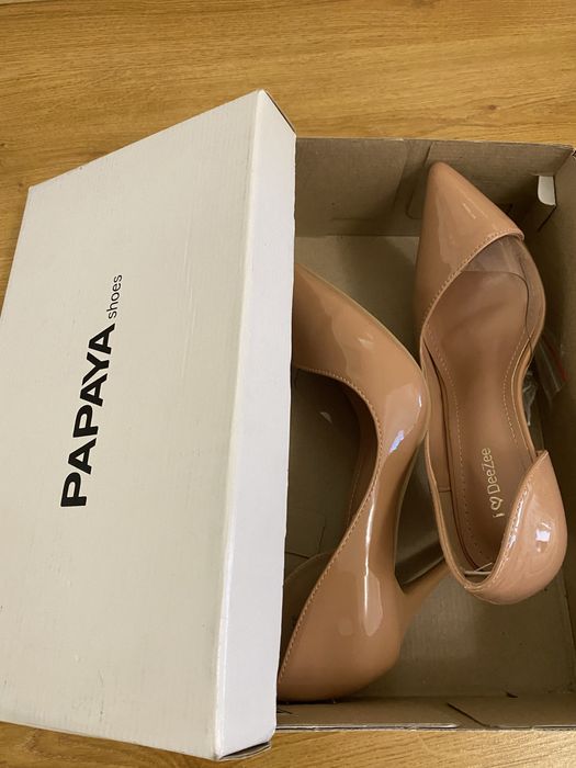 Женские туфли, б/у, 37 размер, в отличном состоянии.