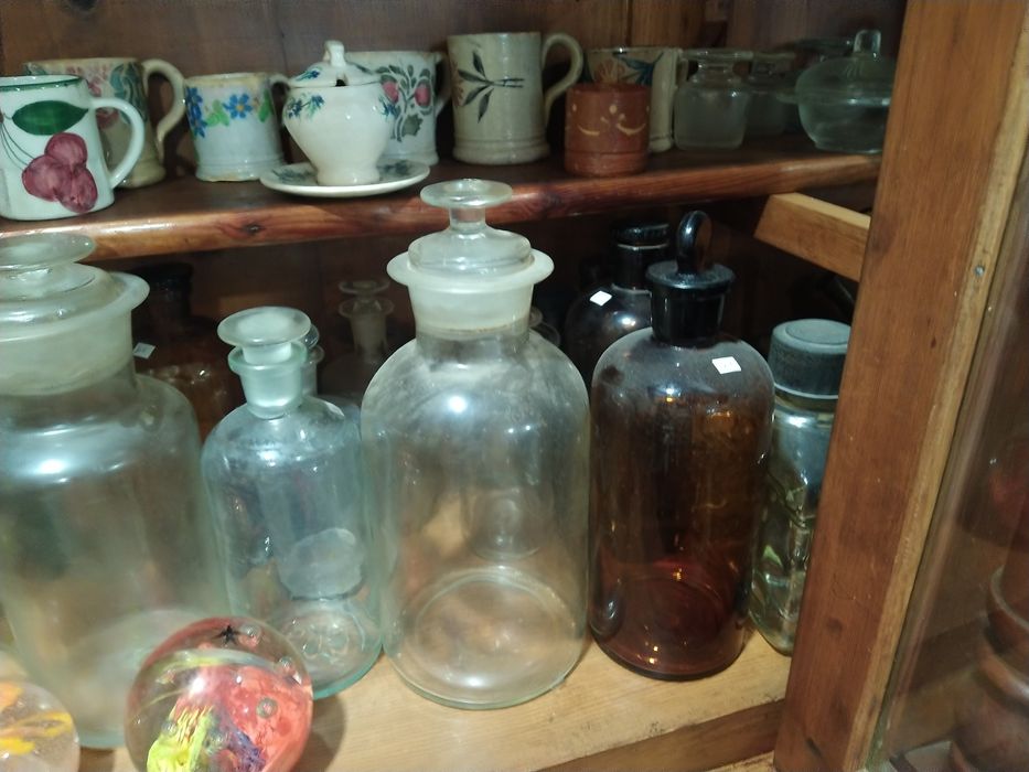 Garrafões de vidro antigos