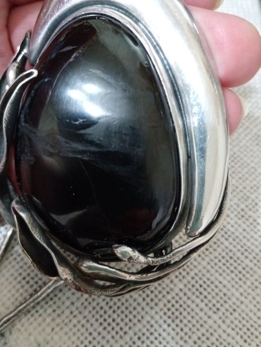 Ogromny srebrny naszyjnik