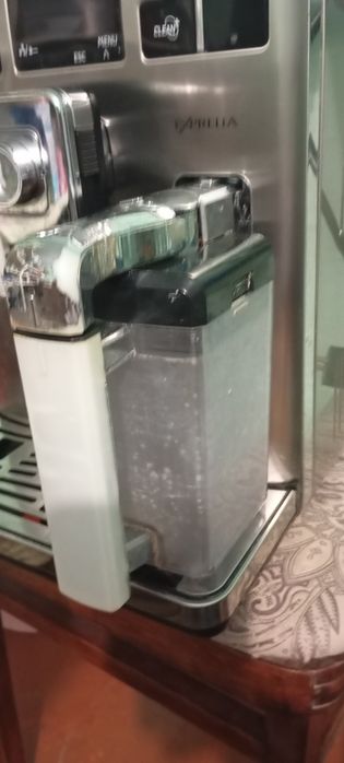 Кавоварка саеко експрелія