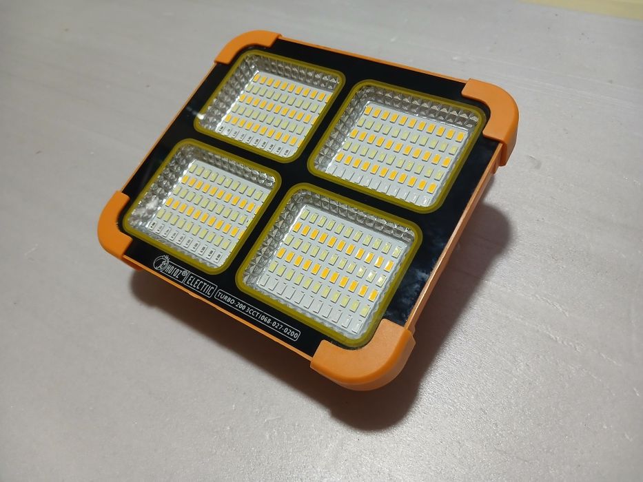 Акумуляторний прожектор Horoz 200w 3,7v dc 1466lm