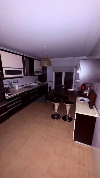 T3 | 120 m² | Garagem 40 m² | Varanda c/ Churrasqueira | Elevador | Moimenta da Beira