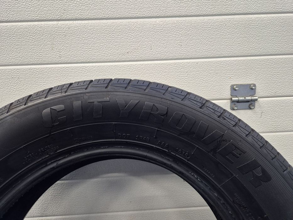 225/65 R17  Letnie Powertrac