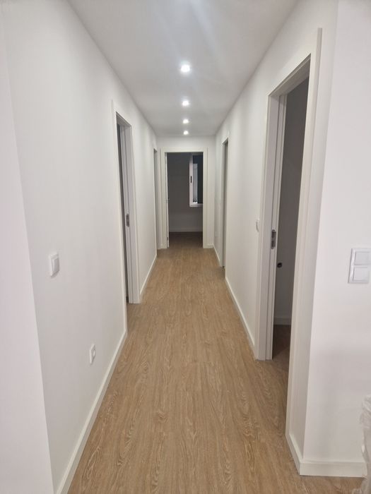 Alugo apartamento T3  c/ anexo 30m2