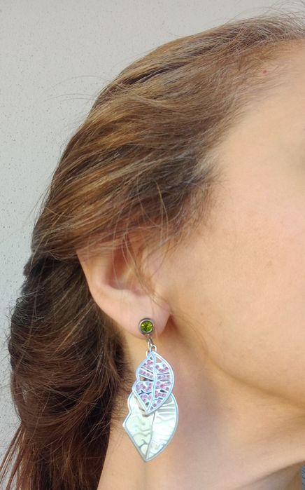 Brincos Miss Sixty em rosa fúcsia, verde e branco