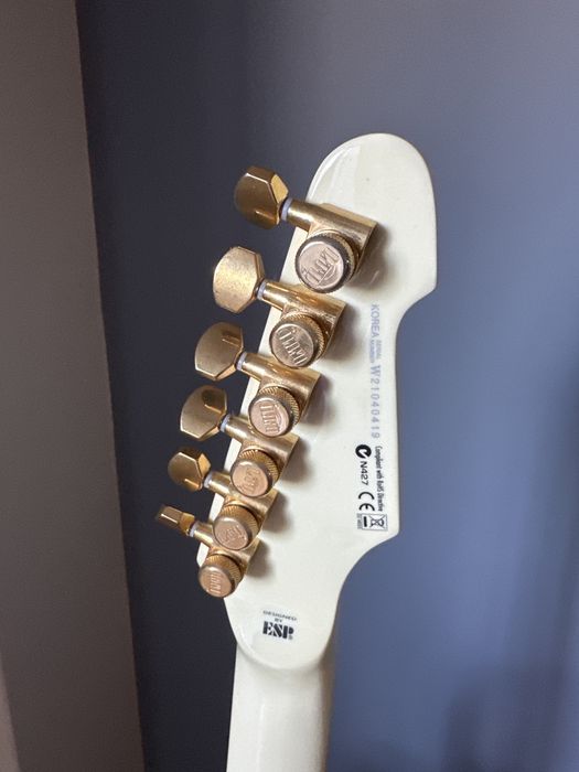 Guitarra LTD Phoenix-1000 Deluxe