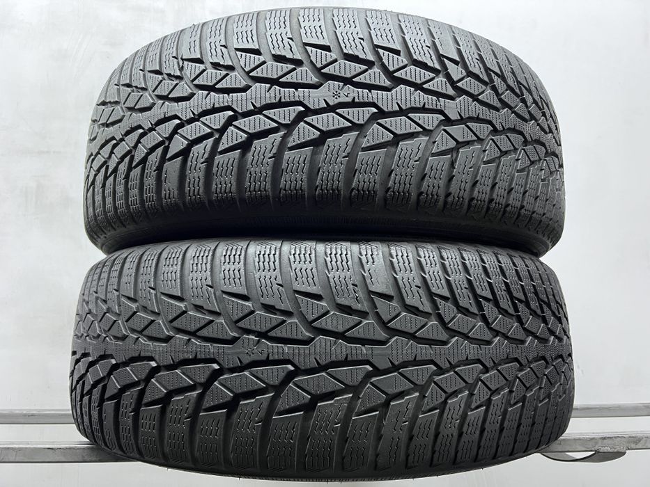 2шт зима 215/60/R16 Nokian WR D4