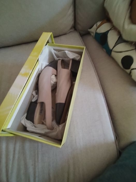Sapatos Slingback em Pele Olyaltrejo CTT N.º 36,5