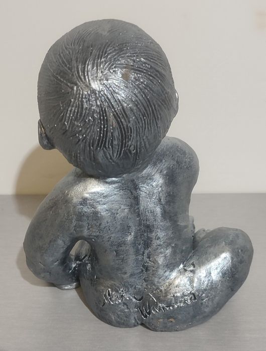 Estatueta de Bebé Artesanal