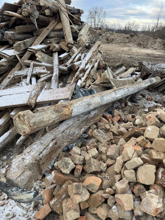 Продам дерево з розібраної хати, дрова