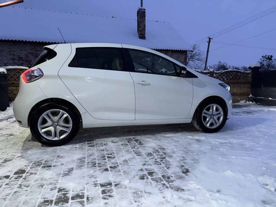 Рено зоя 44 квт пробіг 39 тис