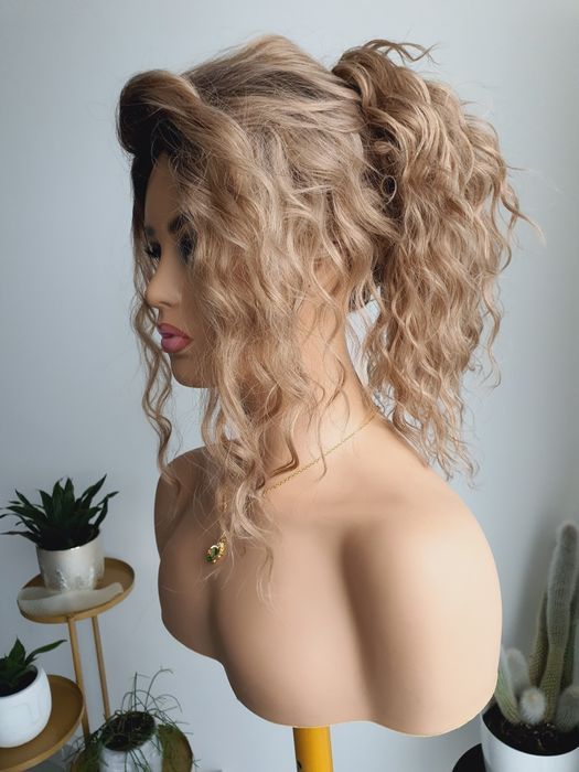 Nowa peruka blond brąz 3D naturalna fryzura