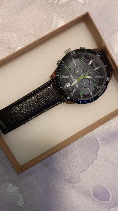 Zegarek z skórzanym Paskiem dla Mężczyzn