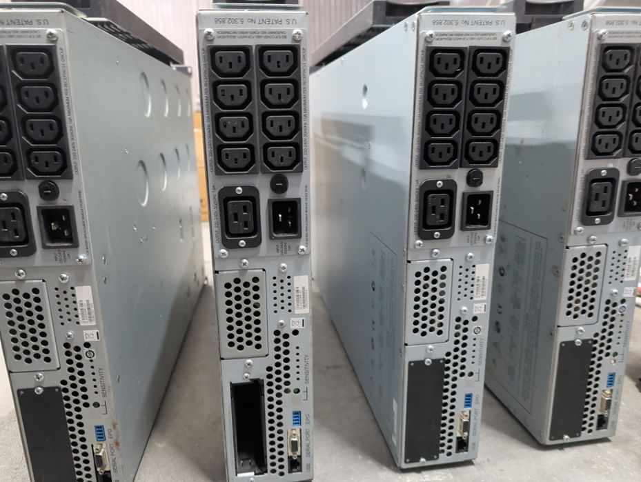 ДБЖ APC SUA3000RMI2U - 2700Вт, батарея 48 В