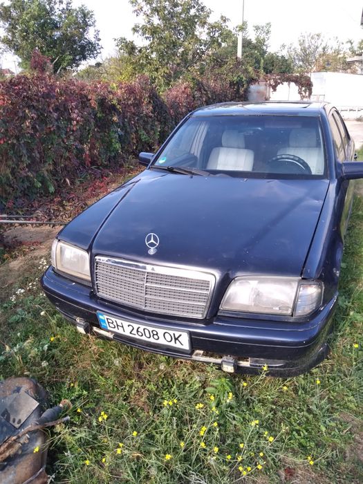 Mercedes-Benz C-Class 1995
