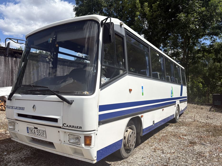 Renault Carrier  Autobus