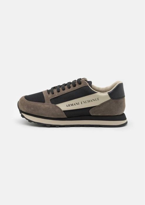 Оригінал! Кросівки Armani Exchange. Р: 41 (26 см). Emporio.