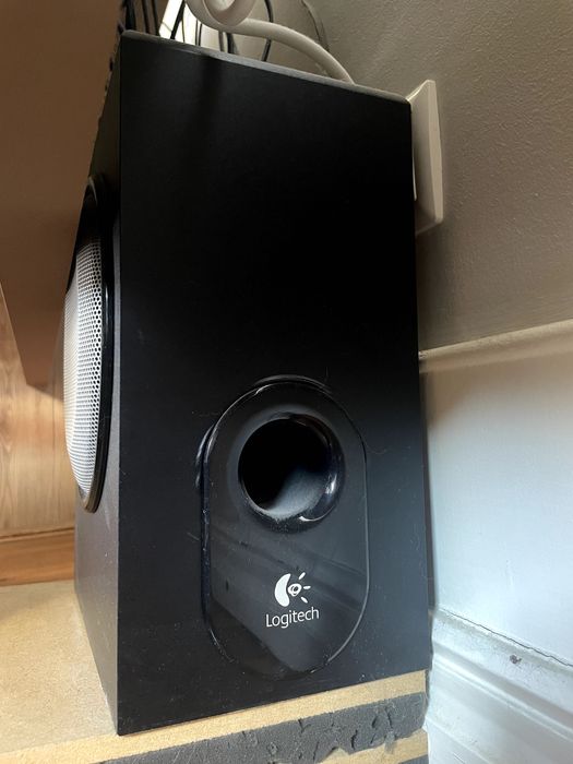 Logitech 5.1 Sistema de Som PC