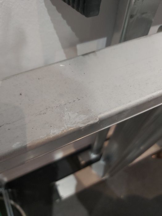 Escadote de alumínio STEPTREK EXTREME 9 degraus