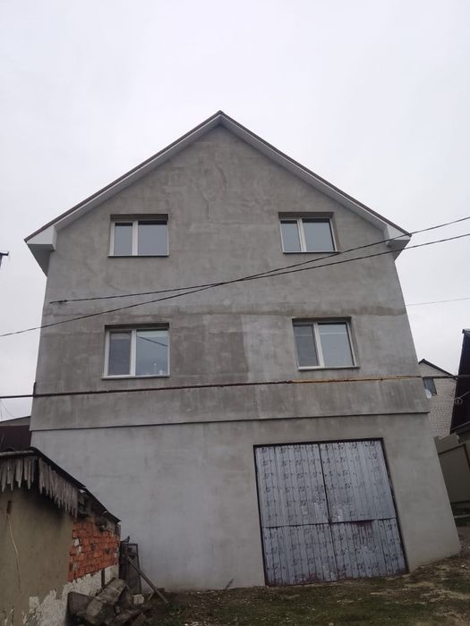 Продам 2-поверховий будинок, 153 м², гараж, ангар, 5 соток землі