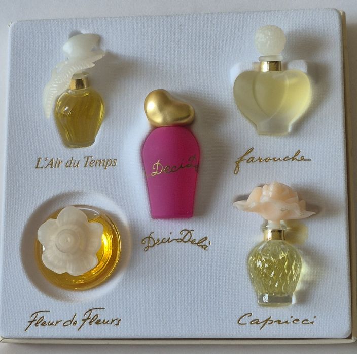 Pudełko kolekcjonerskie Nina Ricci , vintage