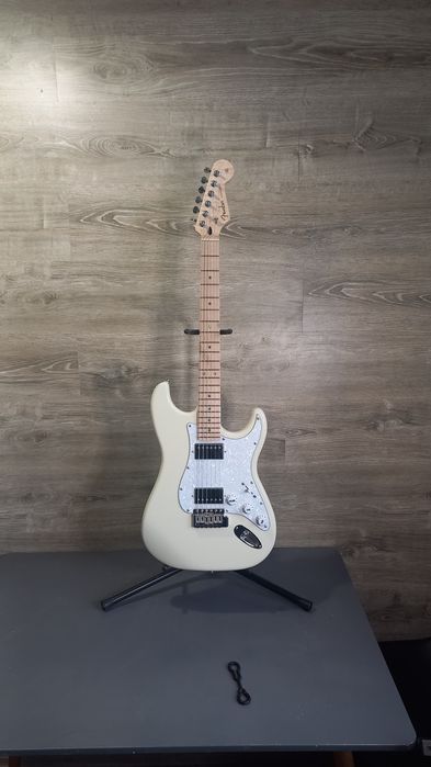 Майстрова електрогітара Fender Stratocaster  HH