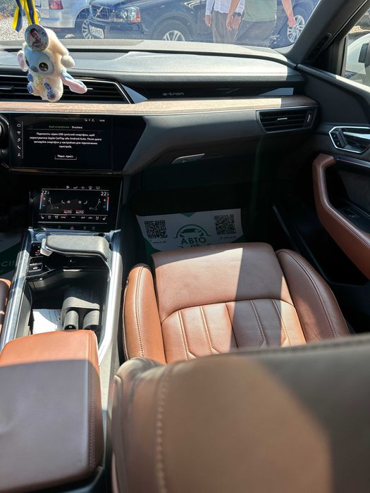 Продам Audi e-tron Prestige 2019 рік можлива розстрочка,кредит,обмін!