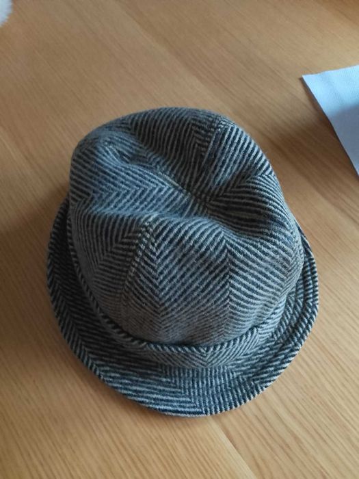 Sprzedam dwa kapelusze