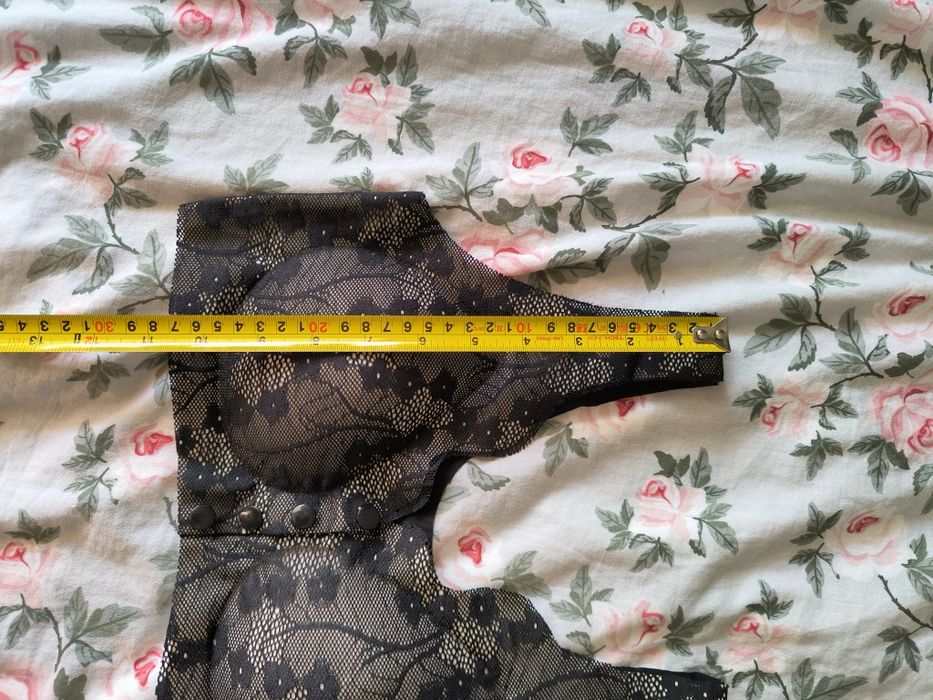 Biustonosze zapinane z przodu