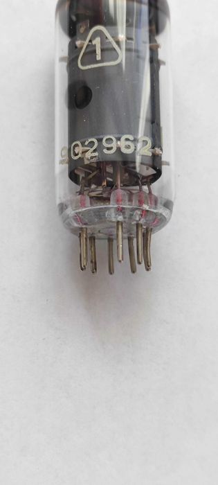 Lampa elektronowa EF89