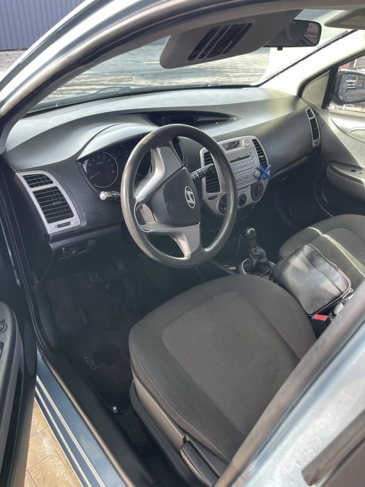 Хюндай І20 хорошее состояние