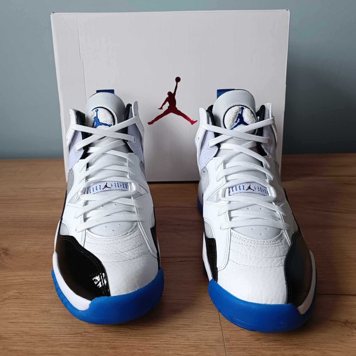 Jordan Jumpman Two Trey r. 45 (29 cm) White/Game Royal-Black