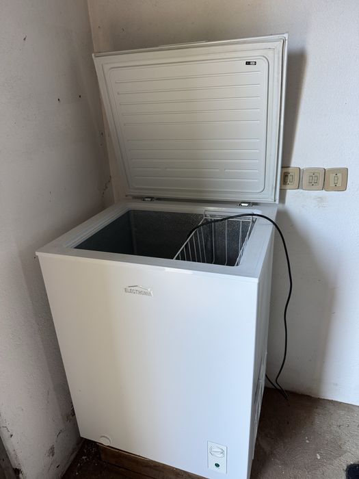 Arca congeladora 100 litros - reservado