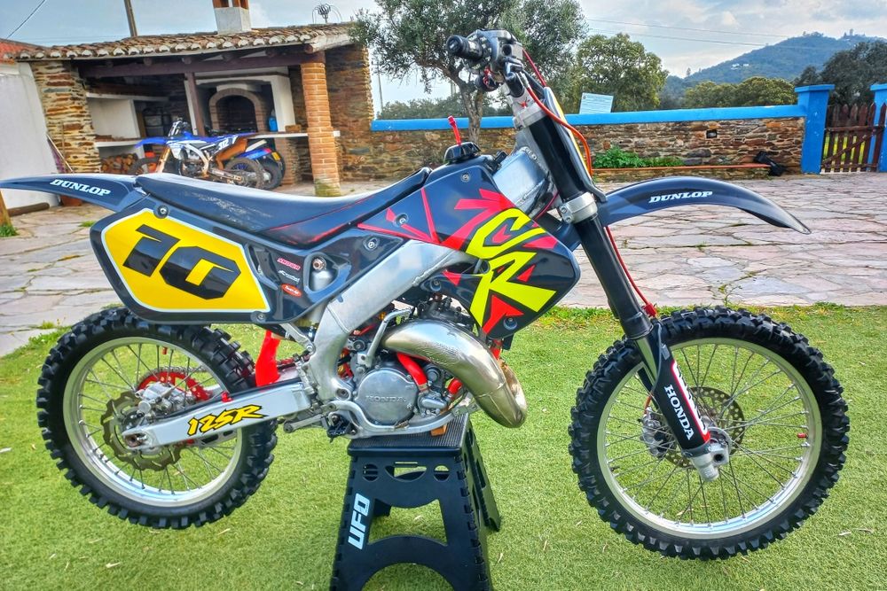 Honda CR 125 ------Vintage