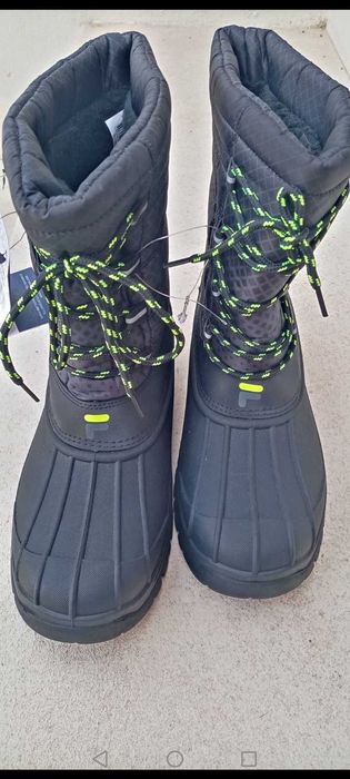 Botas para a neve Novas