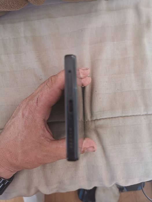 Xiomi redmi 12 pro